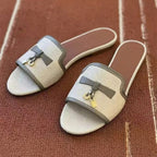 Damen Elegante Slippers aus weichem Wildleder mit dekorativem Riemendesign R&B