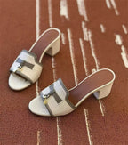 Damen Elegante und komfortable Sling-Pantoletten mit dekorativem Kettendetail R&B