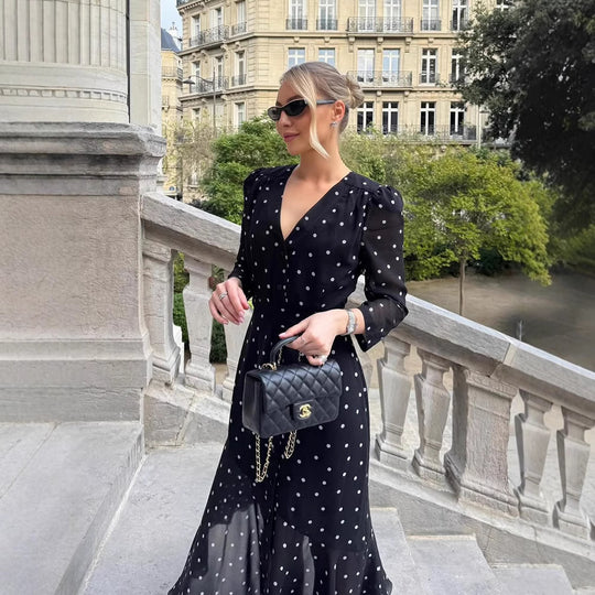 Damen Elegantes Maxikleid mit transparenten Punkten und Rüschensaum R&B