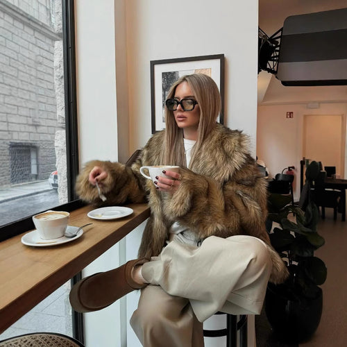 Damen Kuschelige Faux-Fur Jacke mit weichem Innenfutter R&B