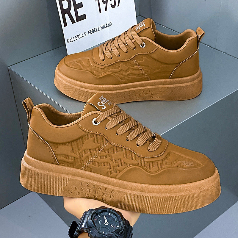 Damen Sneakers aus hochwertigem Leder mit trendiger Logostickerei von R&B