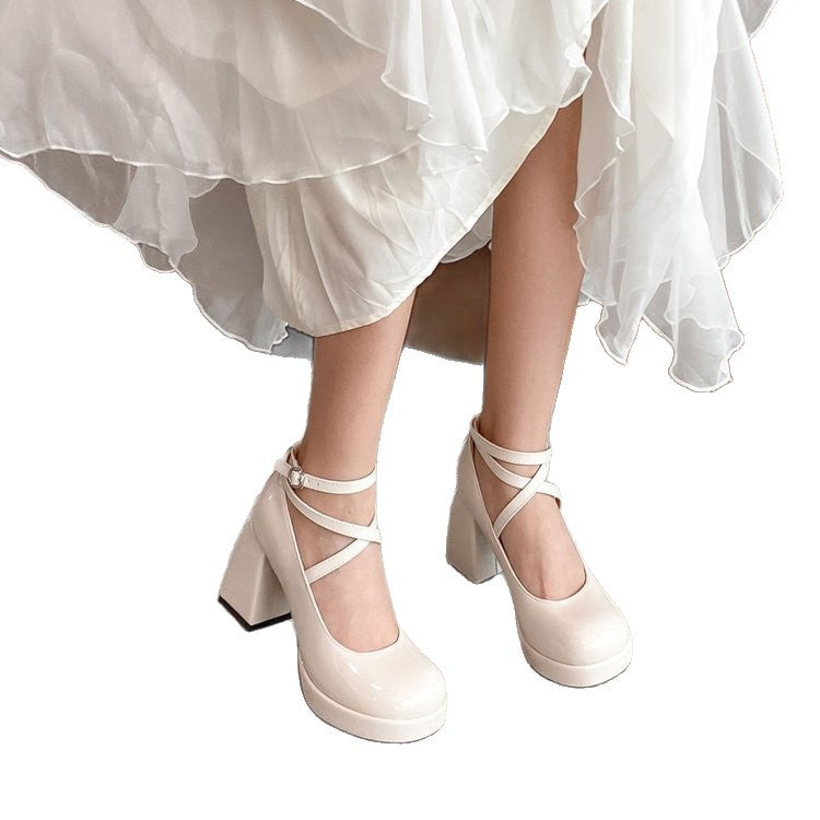 Damen Hochwertige Lack-Pumps mit verstellbarem Riemen und blockiertem Absatz R&B