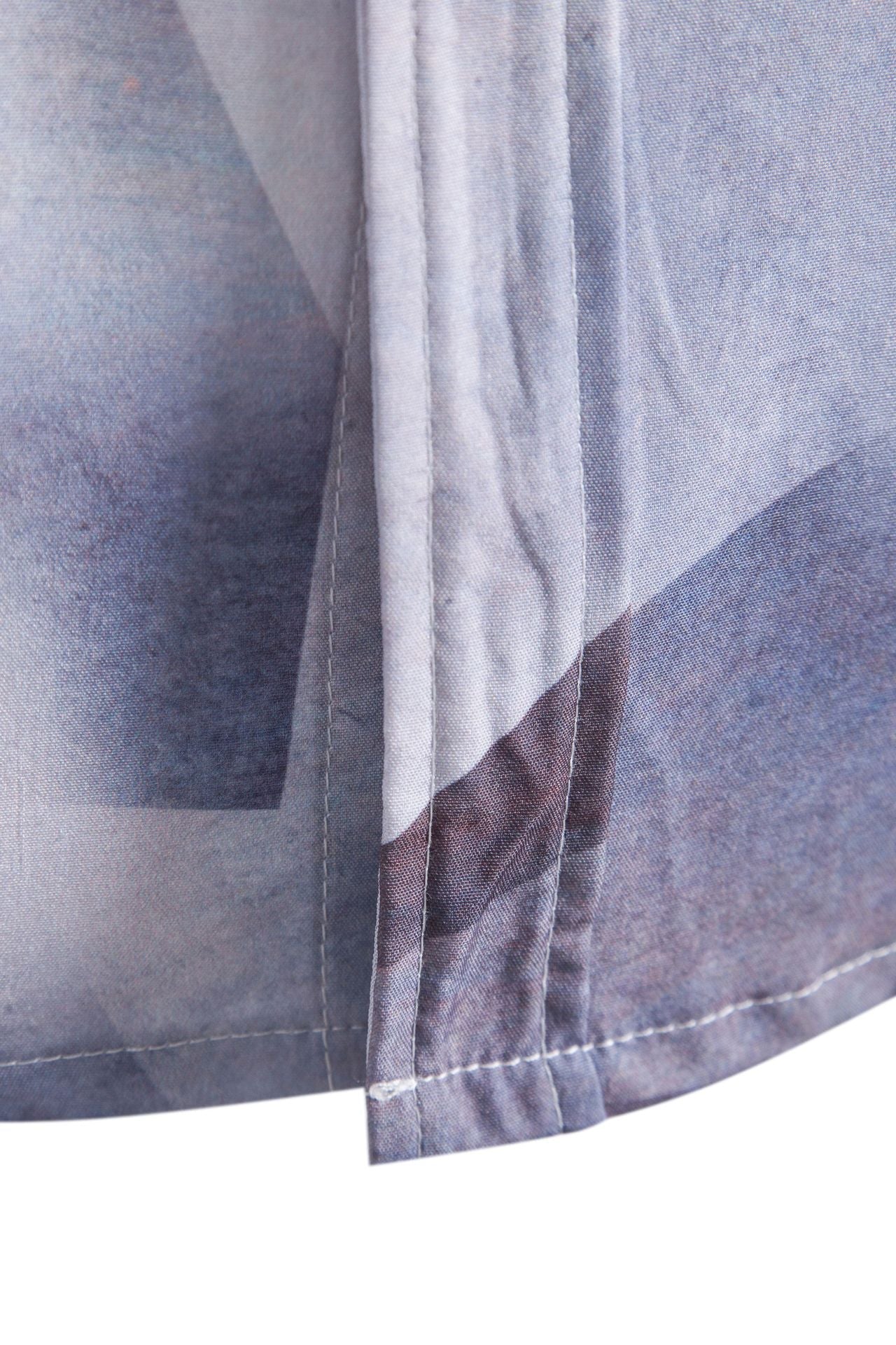 Damen Kurzarmhemd mit kreativem geometrischen Design und lockerer Passform