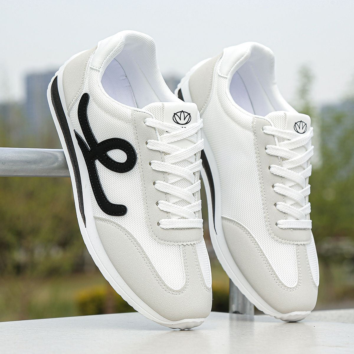 Damen Sportliche Freizeitsneaker mit atmungsaktiver Mesh-Oberfläche und dämpfendem Komfort R&B