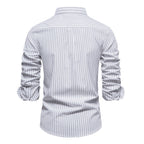 Herren gestreiftes Hemd im modischen Henley-Stil mit Brusttasche und rollbaren Ärmeln