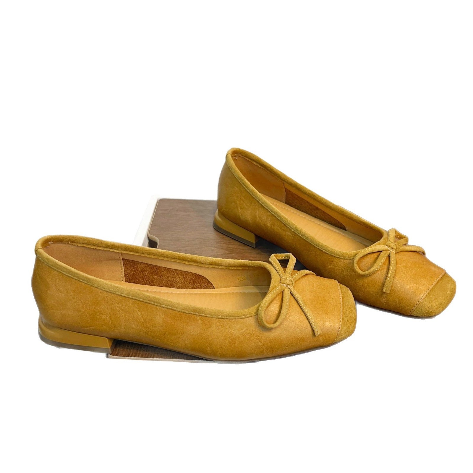 Damen Elegante Ballerinas mit feinem Leder und dekorativem Schleifenverschluss R&B