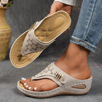 Damen Zehentrenner-Sandalen mit eleganter Perforation R&B