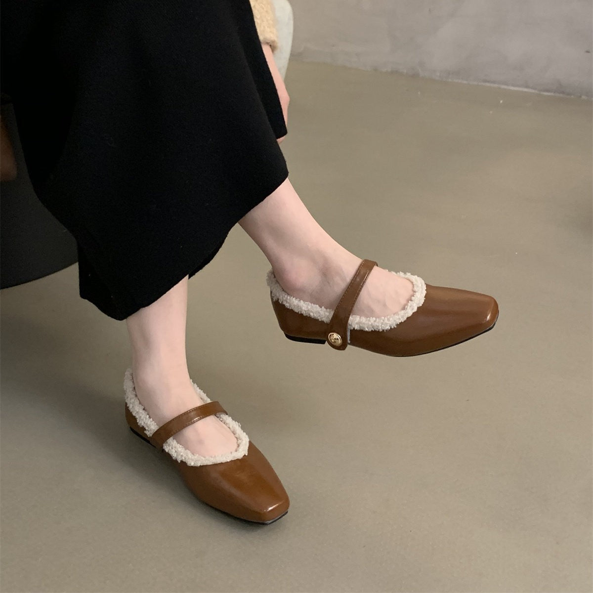 Damen Ballerinas mit modischem Riemchen und weichem Innenfutter R&B