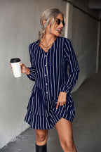 Damen gestreiftes Hemdblusenkleid mit voluminösem Rock und Knopfdetails R&B