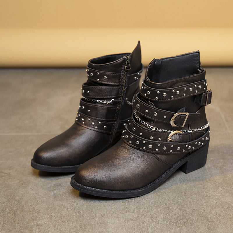 Damen modische Stiefeletten mit verzierten Riemen und Kettenelementen R&B