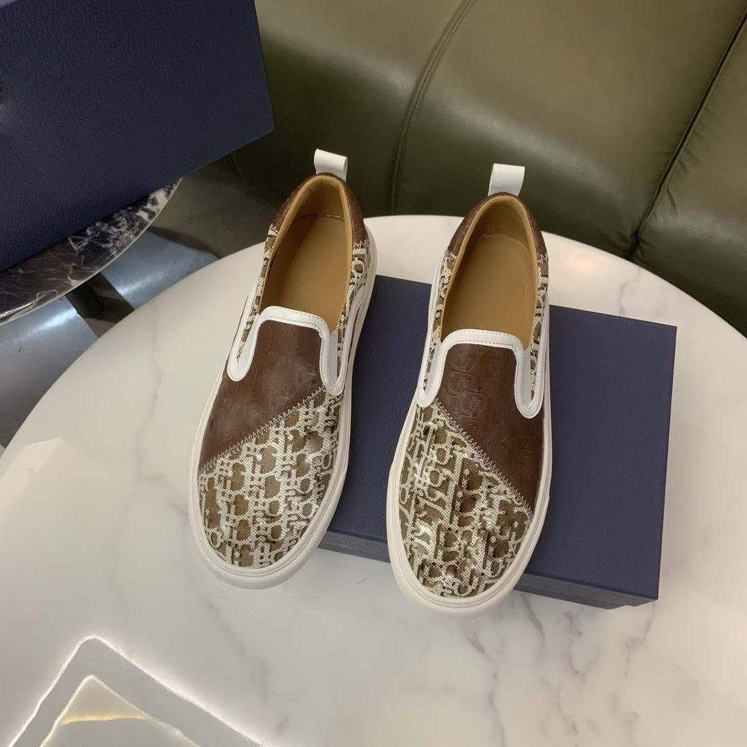 Damen Slip-On Sneakers mit eleganter Textur und komfortablem Fußbett R&B