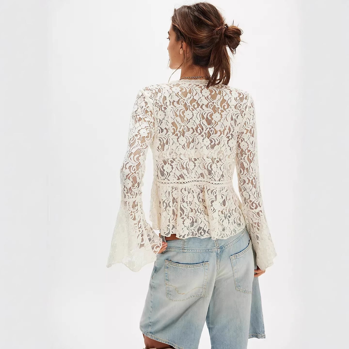 Damen Spitzenbluse im romantischen Design mit weitem Arm R&B