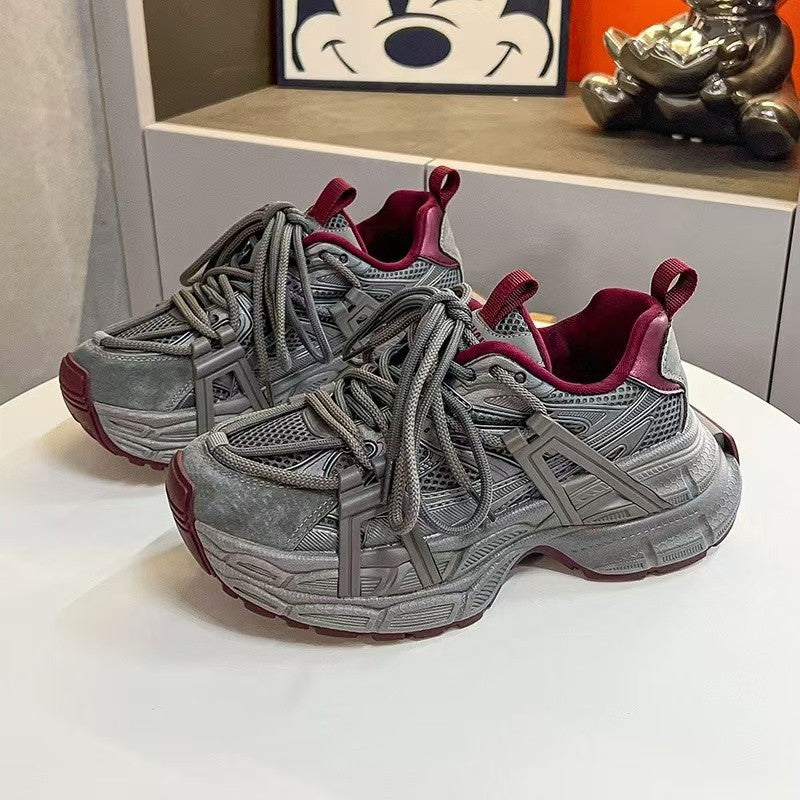 Damen Sportliche Sneakers mit futuristischem Design und stabiler Sohle R&B