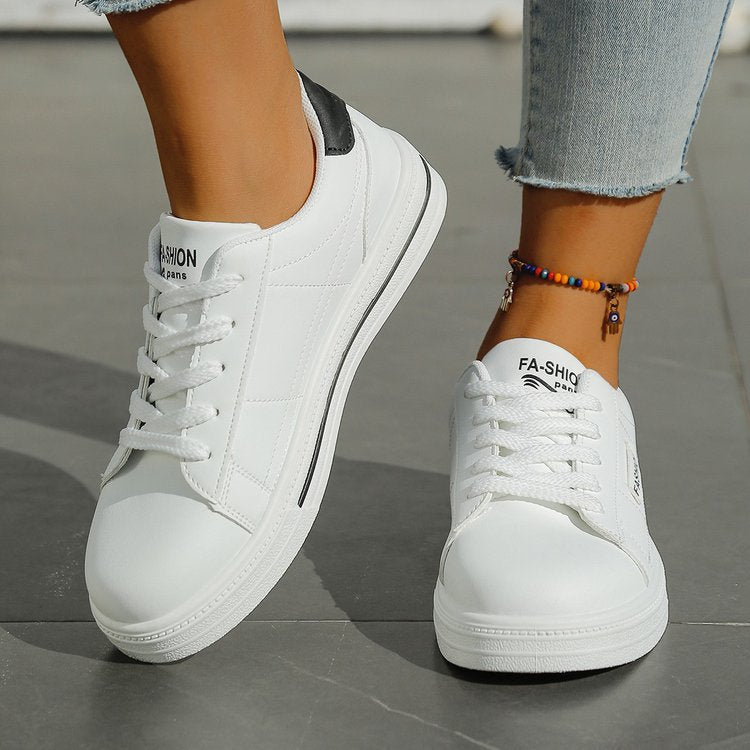 Damen Sneakers mit klassischem Design und modischem Akzent R&B