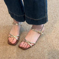 Damen elegante Strandsandalen mit verstellbaren Riemen und komfortablem Fußbett R&B