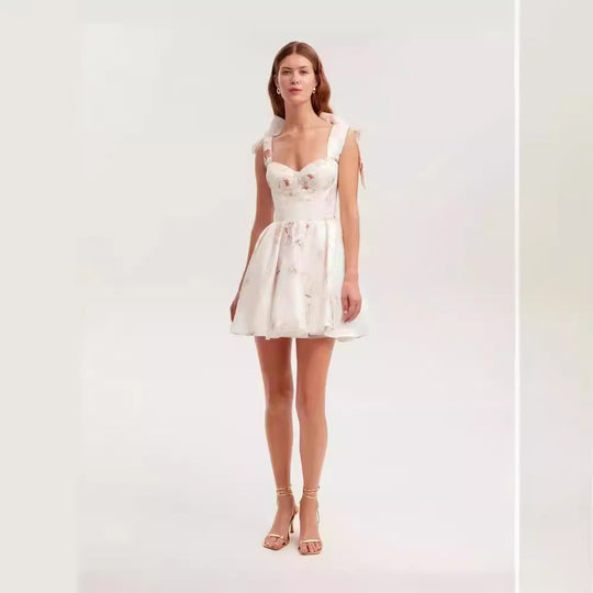 Damen Verspieltes Minikleid mit floralem Design und raffinierten Trägern R&B