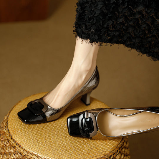 Damen elegante Pumps mit quadratischem Zehenbereich und modischer Schnallenapplikation R&B