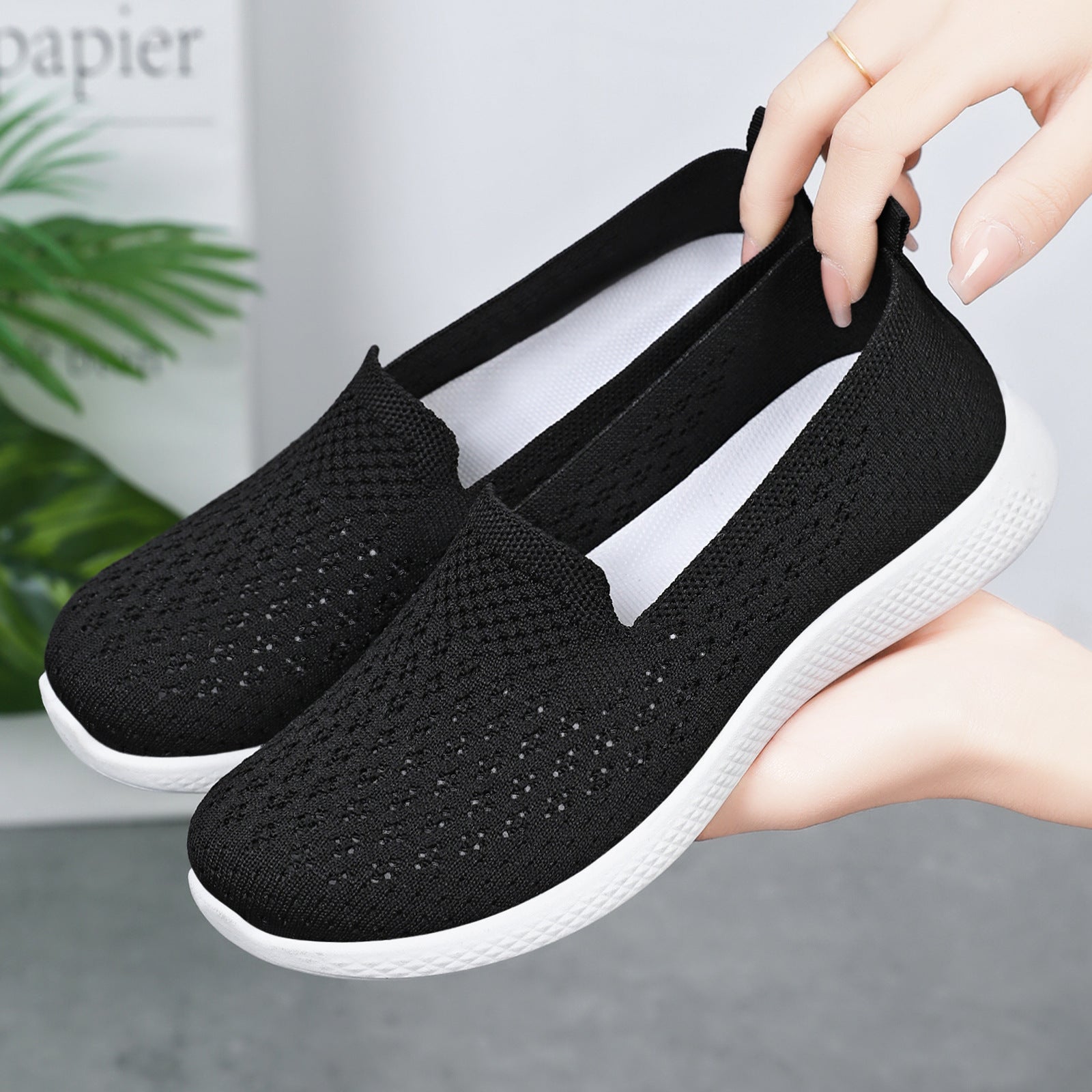 Damen Atmungsaktive Slip-On Freizeitschuhe mit elastischem Design