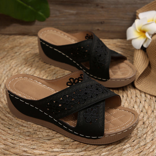 Damen Komfortable Plattformsandalen mit floralem Design R&B