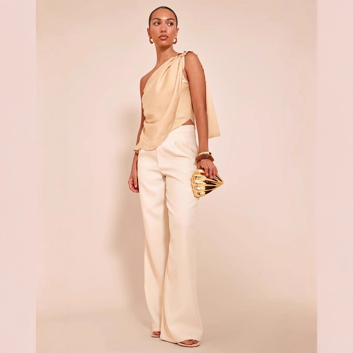 Damen asymmetrisches Satin-Oberteil mit drapiertem Abschluss R&B