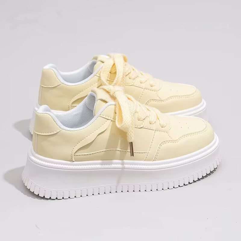 Damen Sportliche Sneakers mit dicker Laufsohle und atmungsaktiver Fütterung R&B