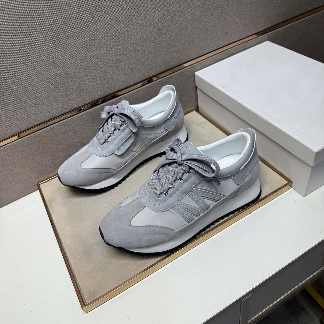 Damen Sneakers mit atmungsaktiver Oberflächenstruktur und rutschfester Sohle R&B