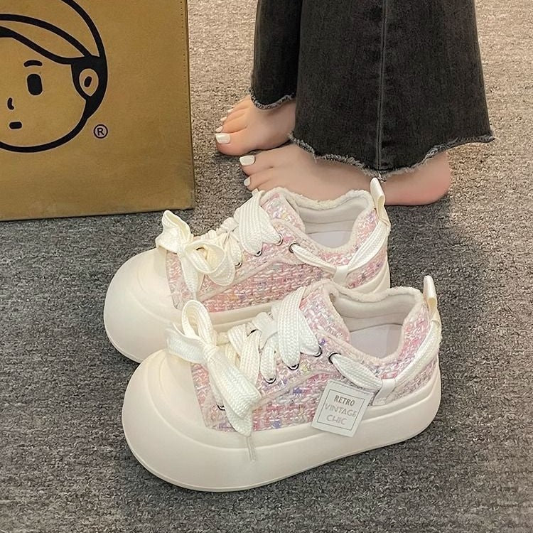 Damen Retro-Inspirierte Sneakers mit atmungsaktivem Obermaterial und modischem Design