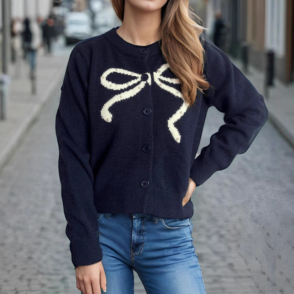 Damen Strickjacke mit verspieltem Schleifenmotiv und hochwertigen Knopfdetails R&B