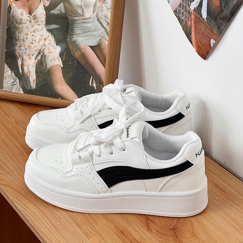 Damen Sneaker mit hohem Komfortprofil und sportlichem Design