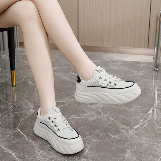 Damen modische Sneakers mit hochgezogenem Sohlenprofil und atmungsaktiven Mesh-Einsätzen R&B