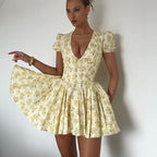Damen Puffärmel Kleid mit tiefem V-Ausschnitt und tailliertem Design R&B