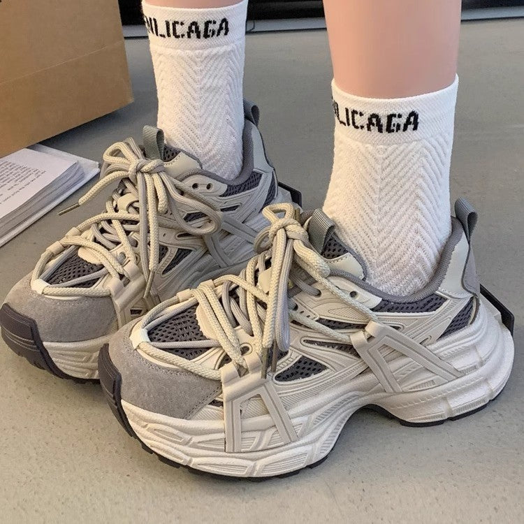 Damen Sportliche Sneaker mit atmungsaktivem Material und dämpfender Sohle R&B
