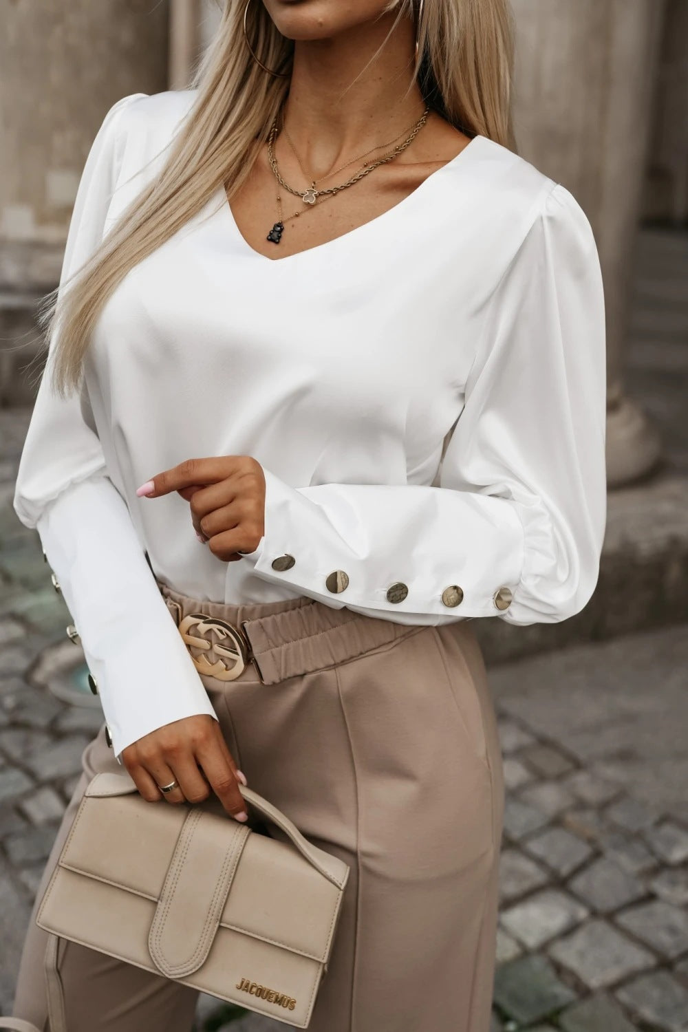 Damen gehobenes Oberteil mit eleganten Knopfdetails R&B