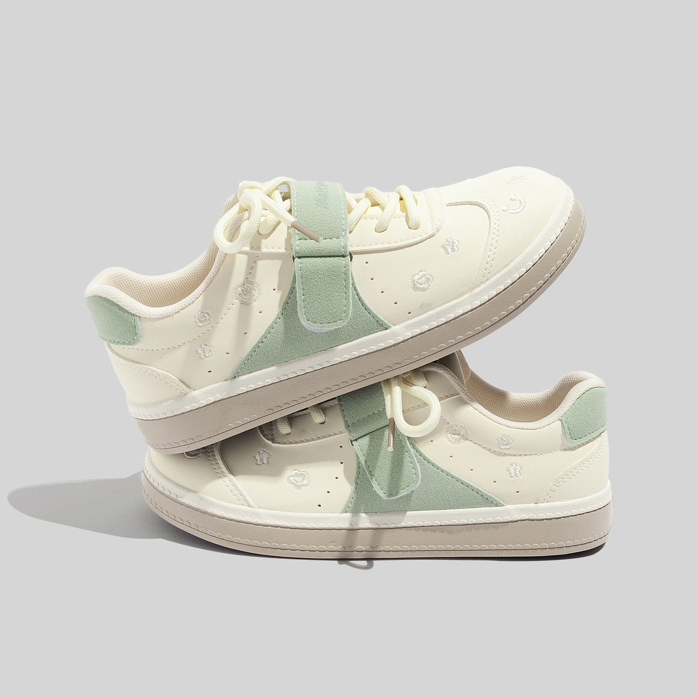Damen Sneakers mit floralem Design und praktischem Klettverschluss