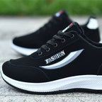 Damen Sportliche Sneaker mit atmungsaktiver Oberflächenstruktur und dämpfender Sohle R&B