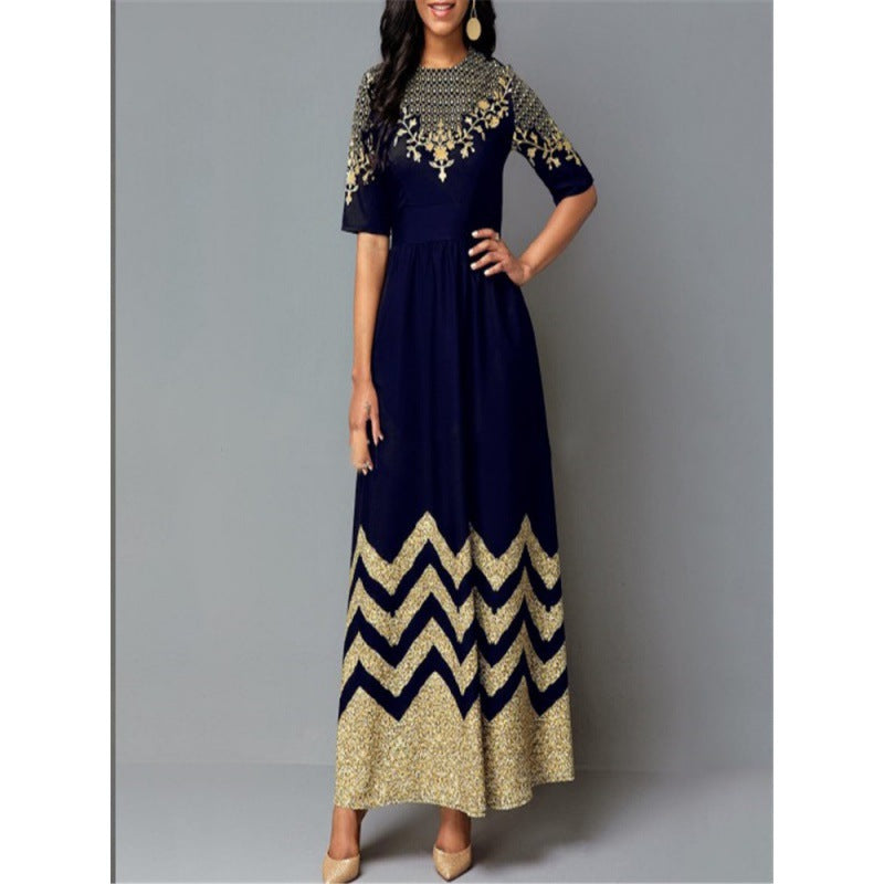 Damen Maxikleid mit kunstvollem Goldstickdesign und elegantem Zickzackmuster R&B