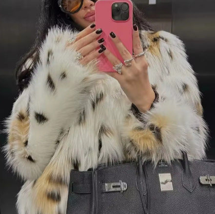 Damen luxuriöse Faux-Fur Jacke mit animalischem Print R&B