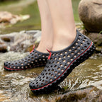 Damen Freizeit-Badeschuhe mit atmungsaktiver Oberflächenstruktur