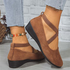 Damen elegante Wedge-Pantoletten mit überkreuzten Riemen und komfortablem Fußbett R&B
