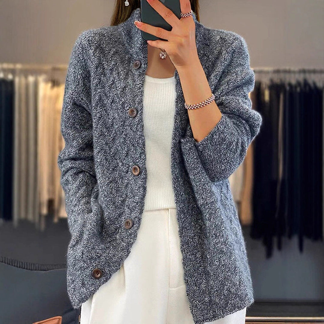 Damen Strickjacke mit strukturiertem Muster und Knopfdetail R&B