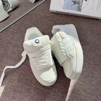 Damen Sneakers im modischen Retro-Stil mit strahlenden Akzenten R&B