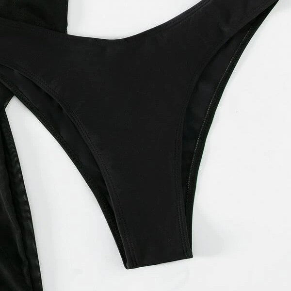 Damen Strandkleid mit transparentem Wickeldetail und modischen Ring-Elementen R&B