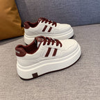 Damen Plattform Sneakers mit verstärkter Dämpfung und sportlichem Design