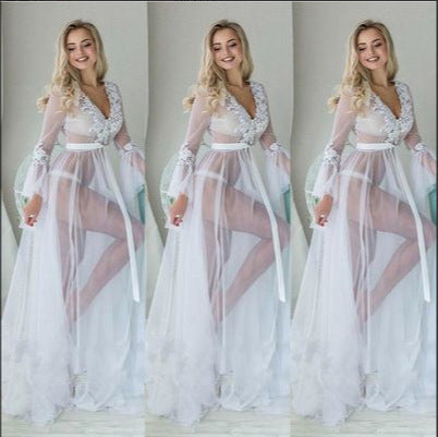 Damen Transparentes Abendkleid mit zierlichen Spitzenapplikationen und schwingendem Tüllsaum R&B