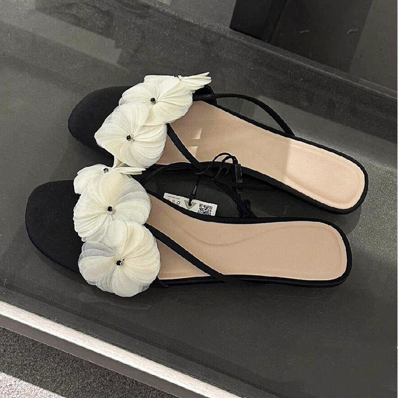Damen elegante Zehentrenner mit floralen Details R&B
