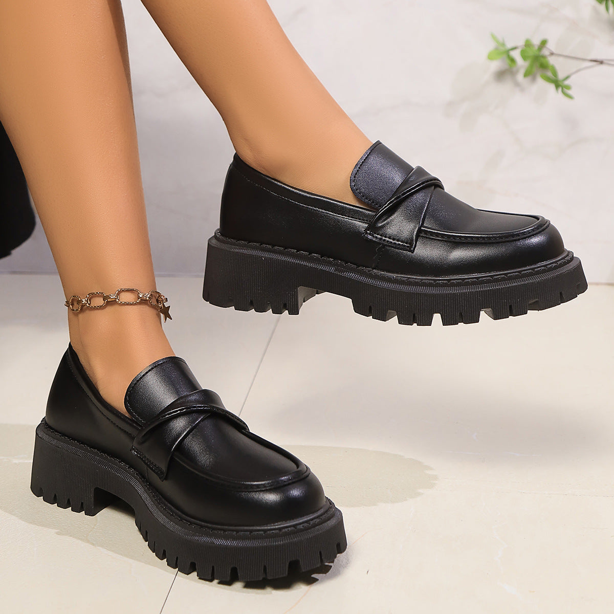Damen Mokassins mit robustem Plateau und elegantem Riemendesign R&B