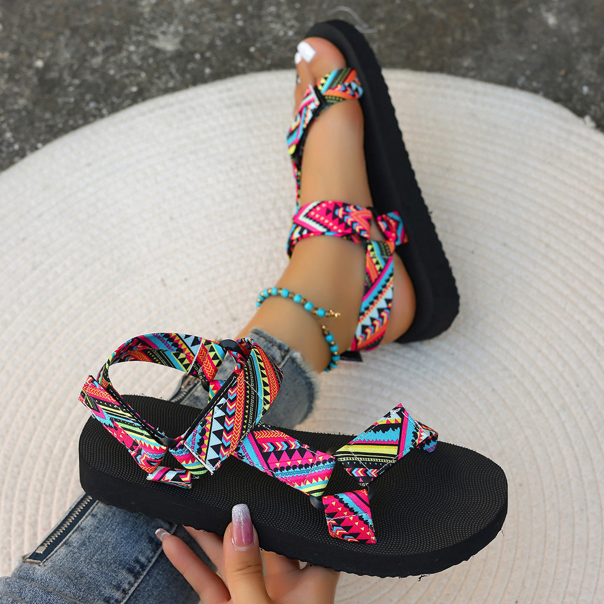 Damen Sommerliche Sport-Sandalen mit bunten Riemen und rutschfester Sohle R&B