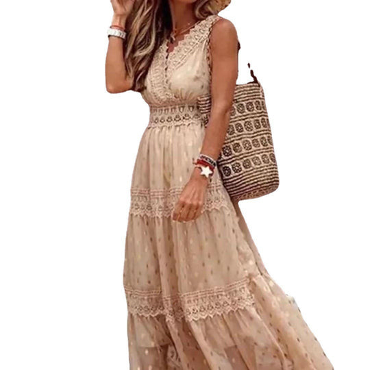 Schönes Sommerkleid aus Boho-Spitze