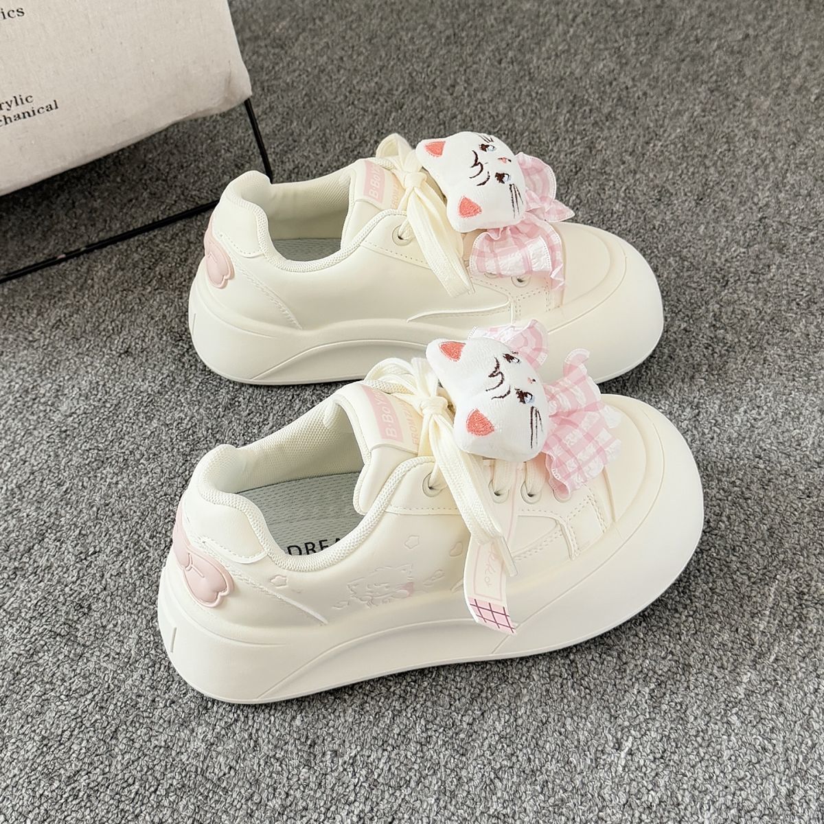 Damen Sportliche Sneaker mit verspieltem Katzenmotiv und weich gepolsterter Sohle