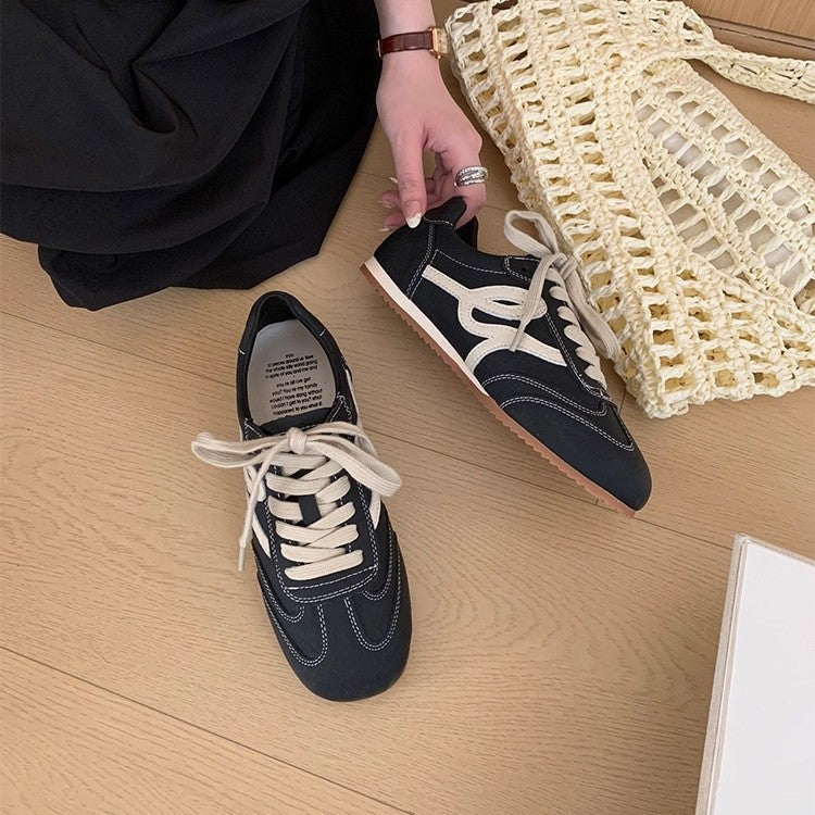 Damen Sneakers im Retro-Design mit atmungsaktivem Obermaterial und robustem Profil R&B